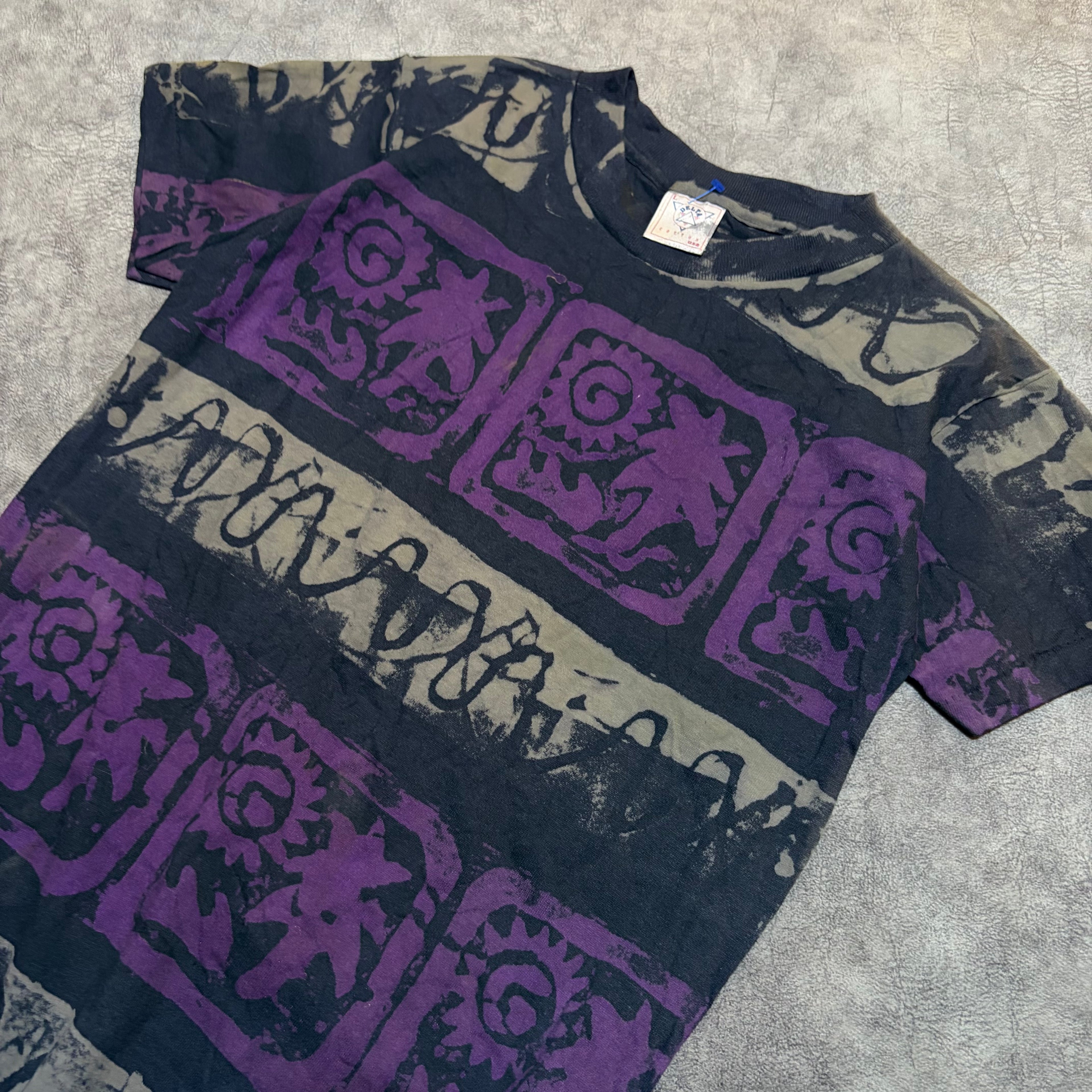 Vintage 90’s Surfing AOP Hawaii Tee