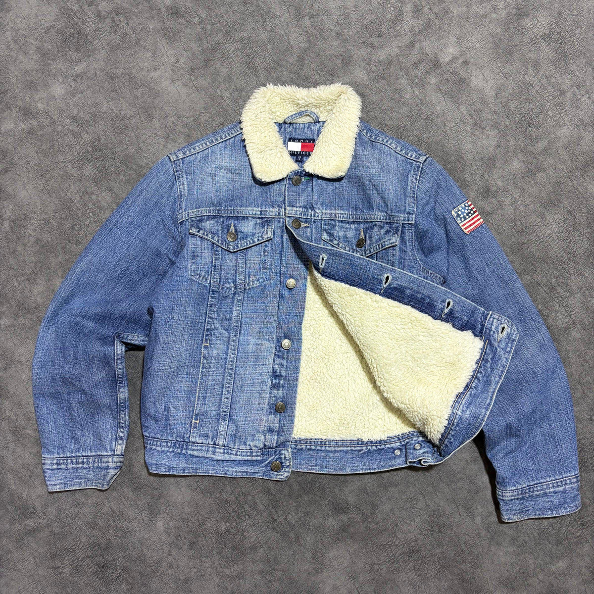 Vintage Tommy Hilfiger Women's
Denim Sherpa Lined Jacket
