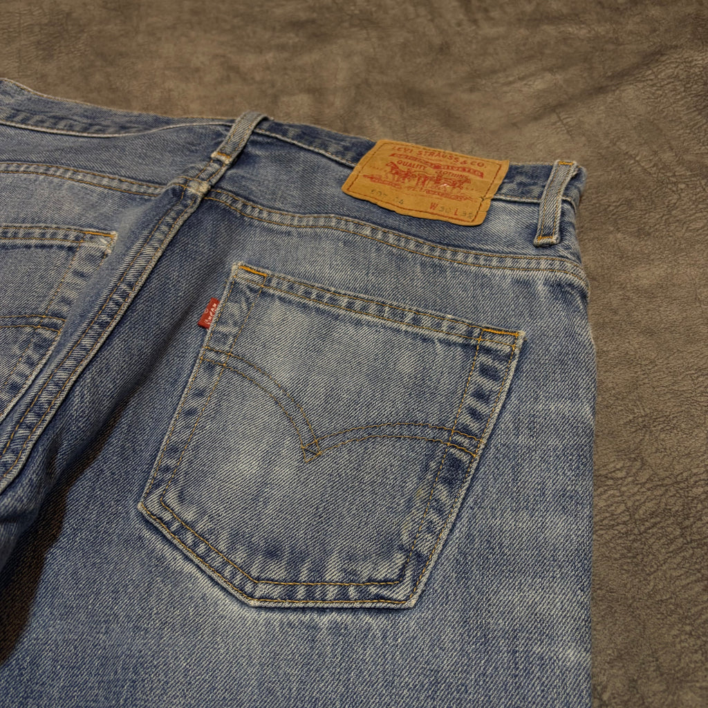Vintage Levis 507 Bootcut Women’s Jeans