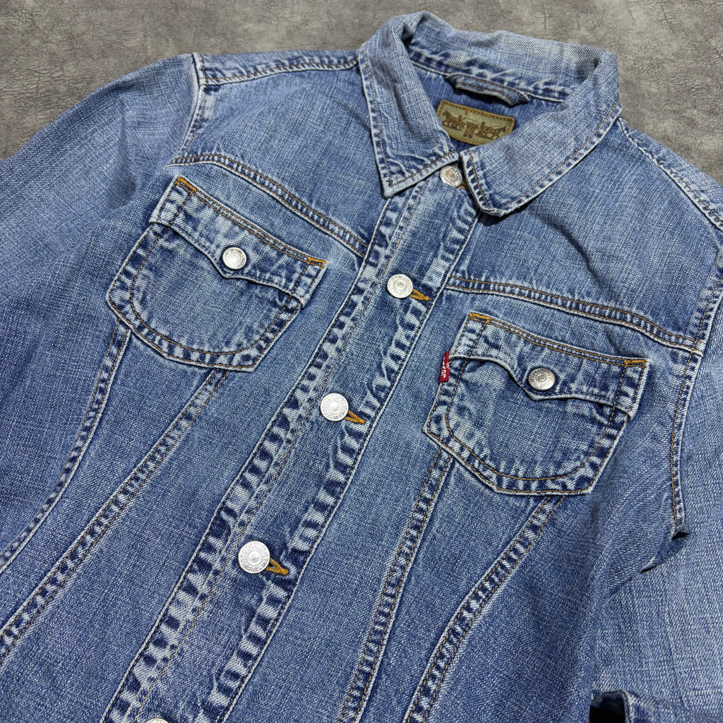Levis Women’s Y2K Denim Jacket
