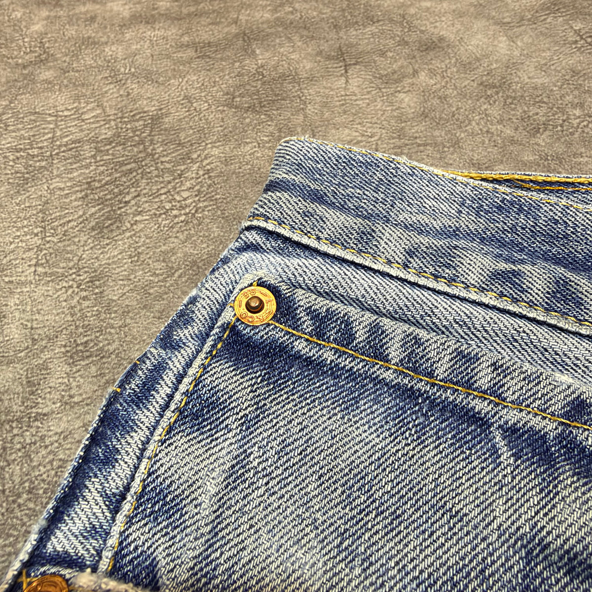 Vintage Levis 507 Bootcut Women’s Jeans
