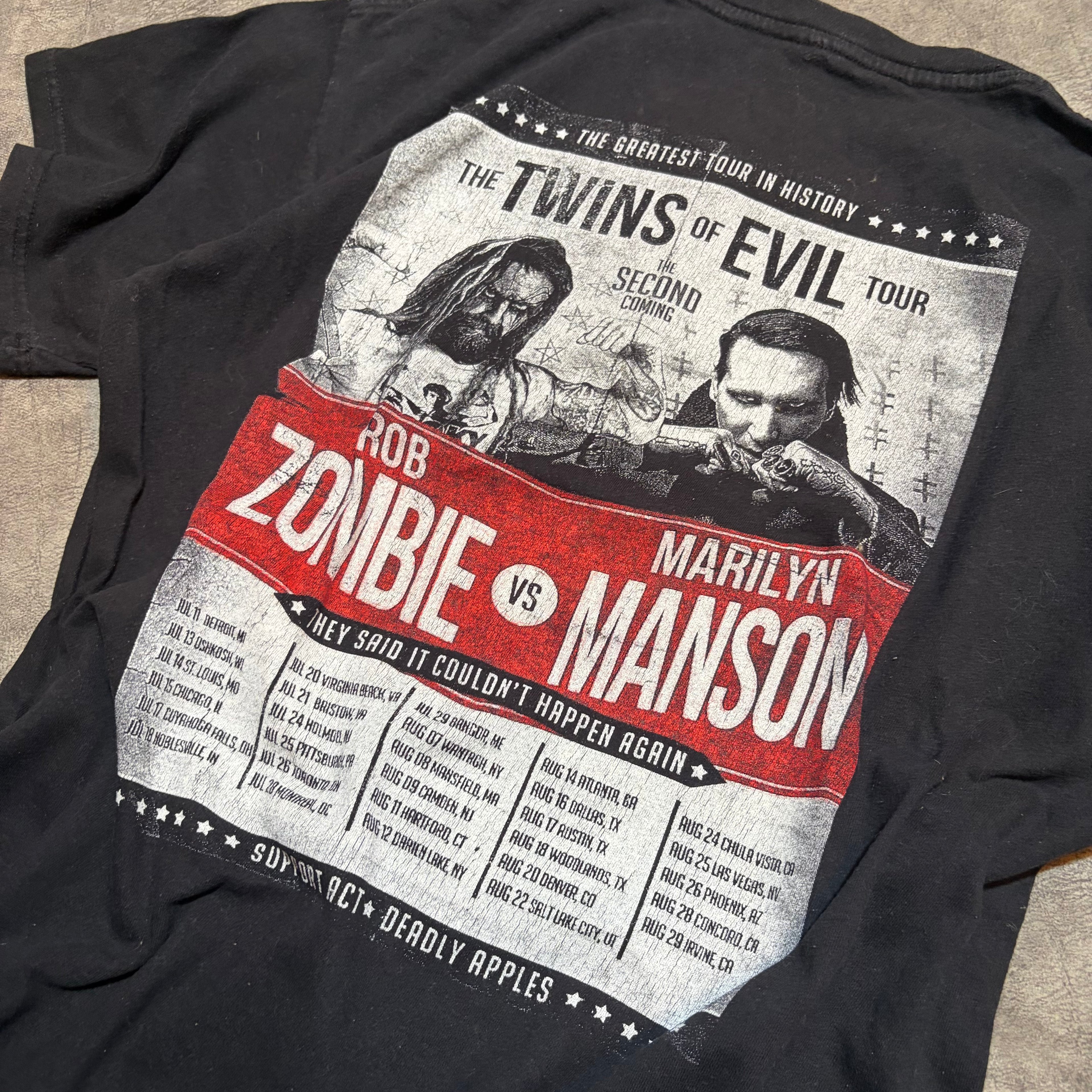 Twin Evil Zombie Vs Mansion 2018 Tour Tee