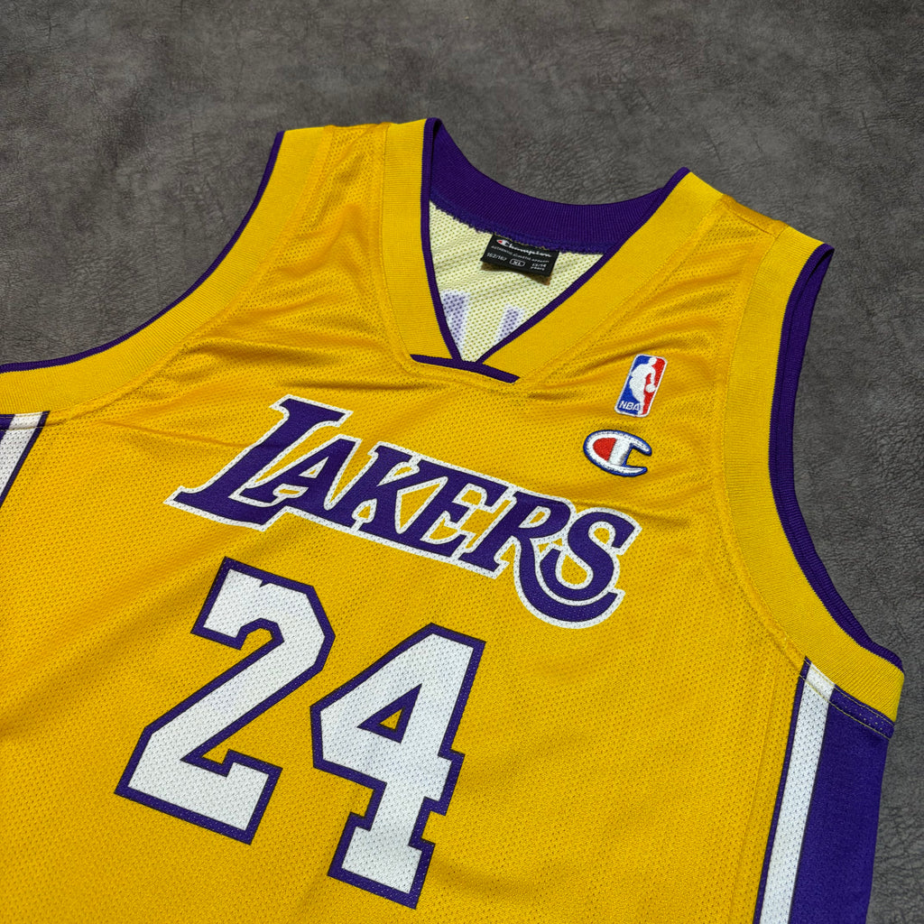 Vintage 90’s Lakers #24 Kobe Bryant Jersey Tee