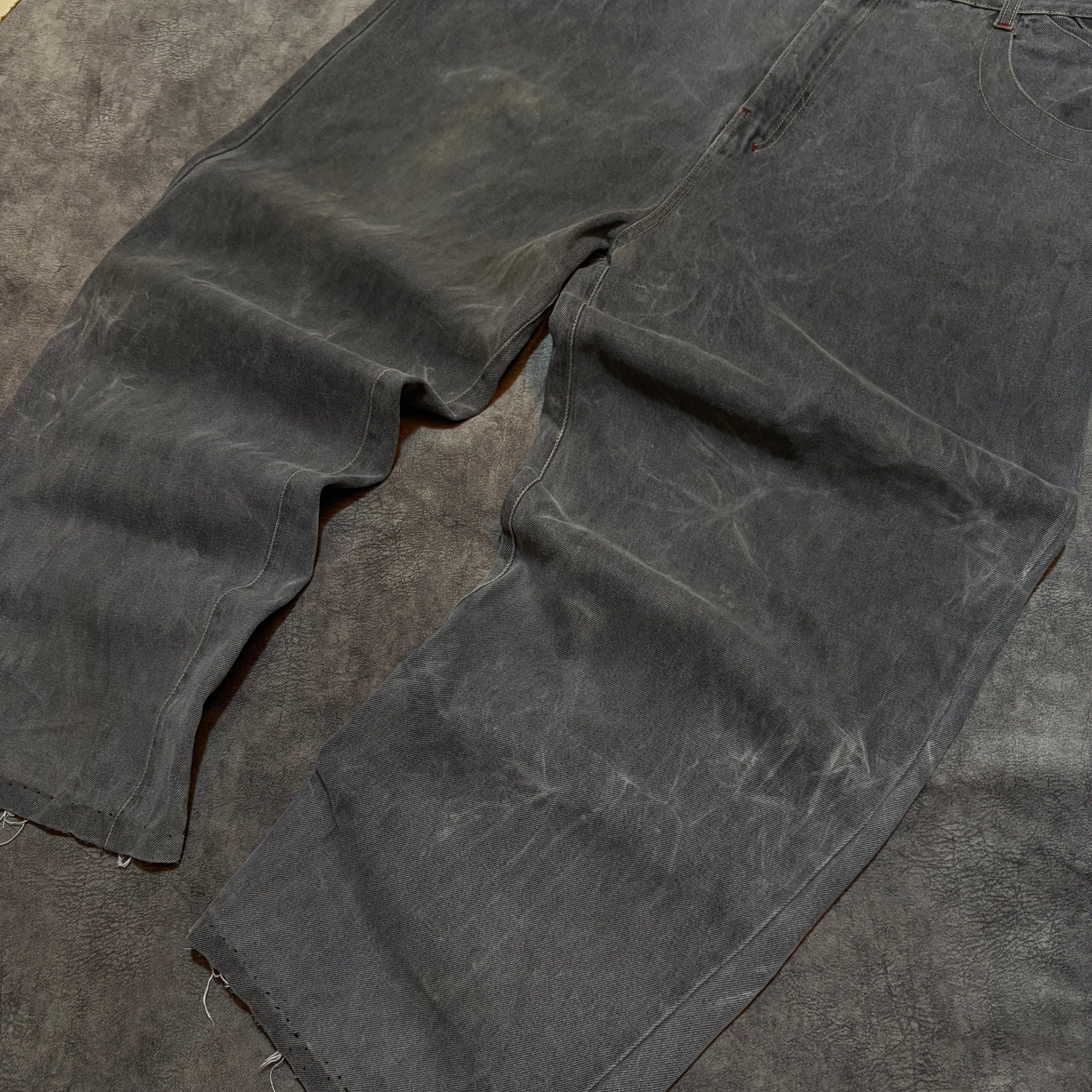 Snoop Dogg Y2K Super Baggy Barrel Fit Jeans