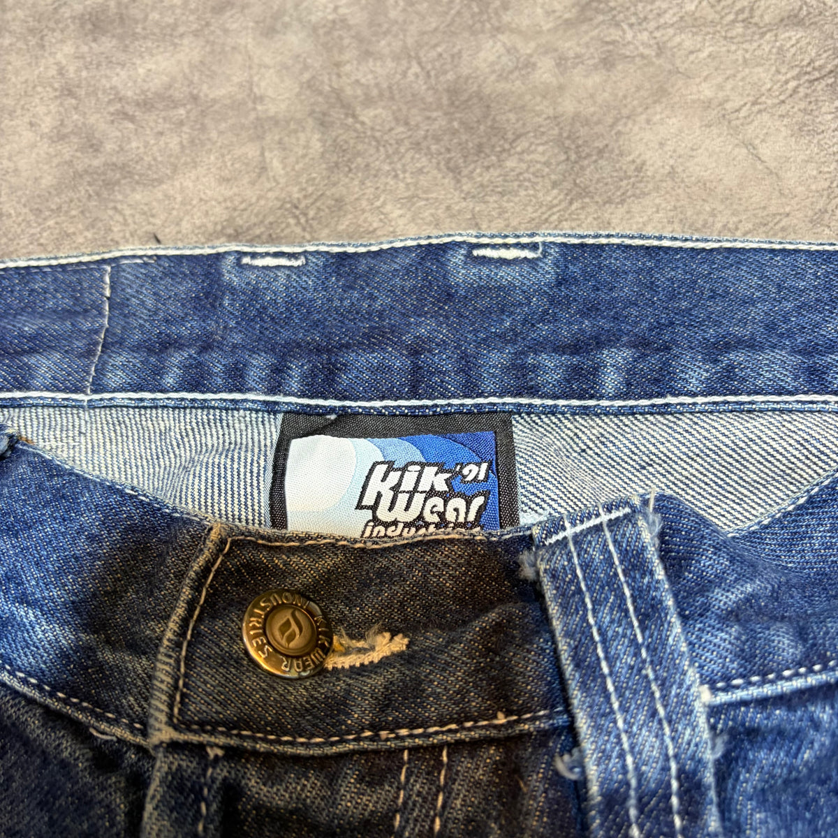Vintage 90’s Kikwear Y2K Skating Super Baggy Jeans