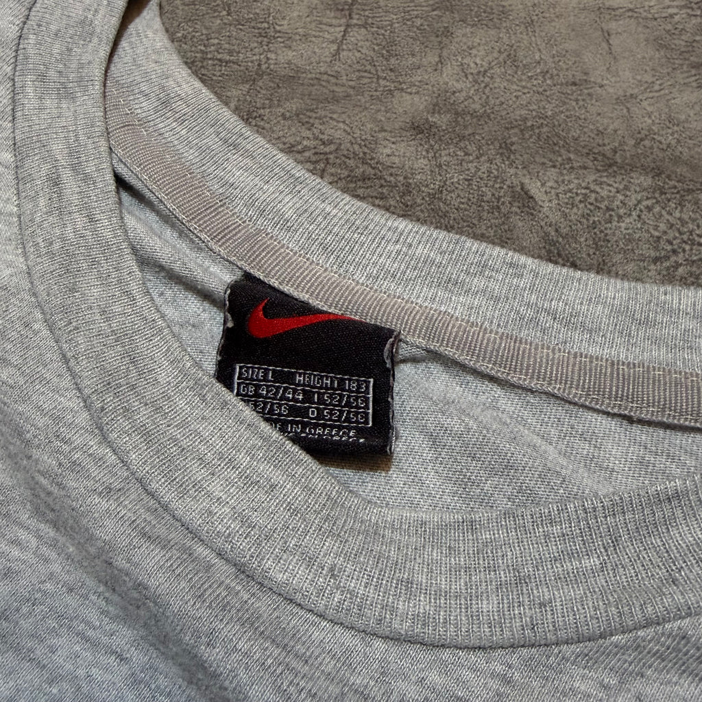 Vintage 90’s Nike Swoosh Basic Tee