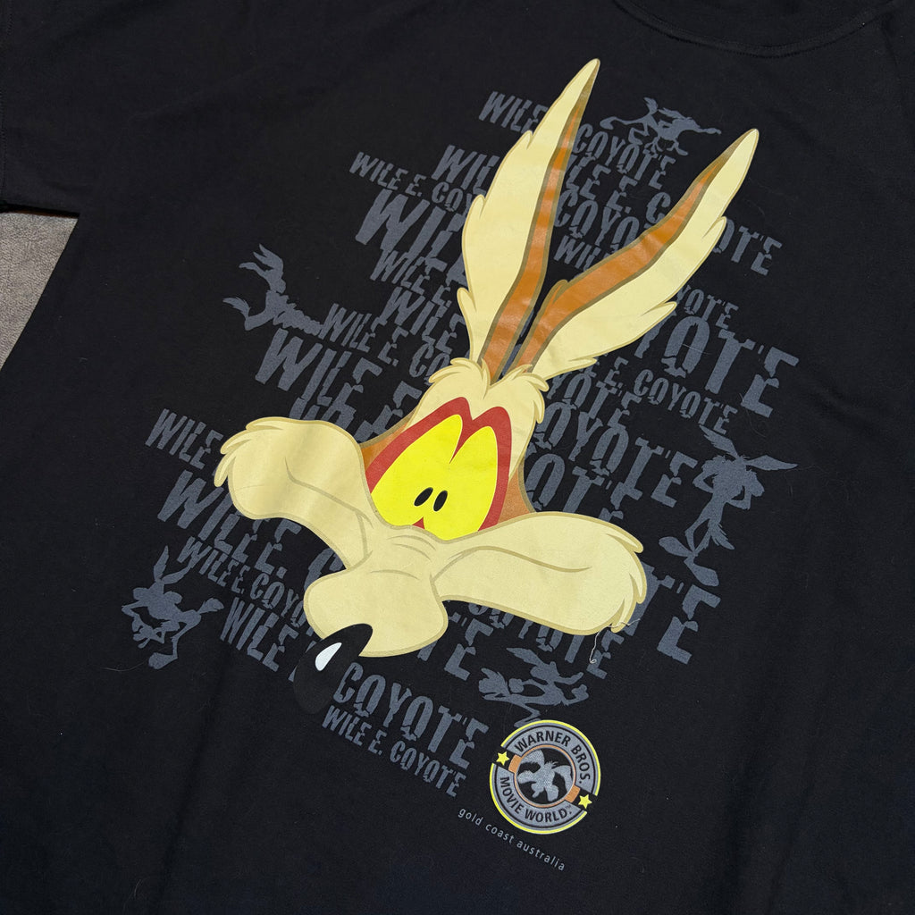 Early 00’s Wile E.Coyote Graphic Tee