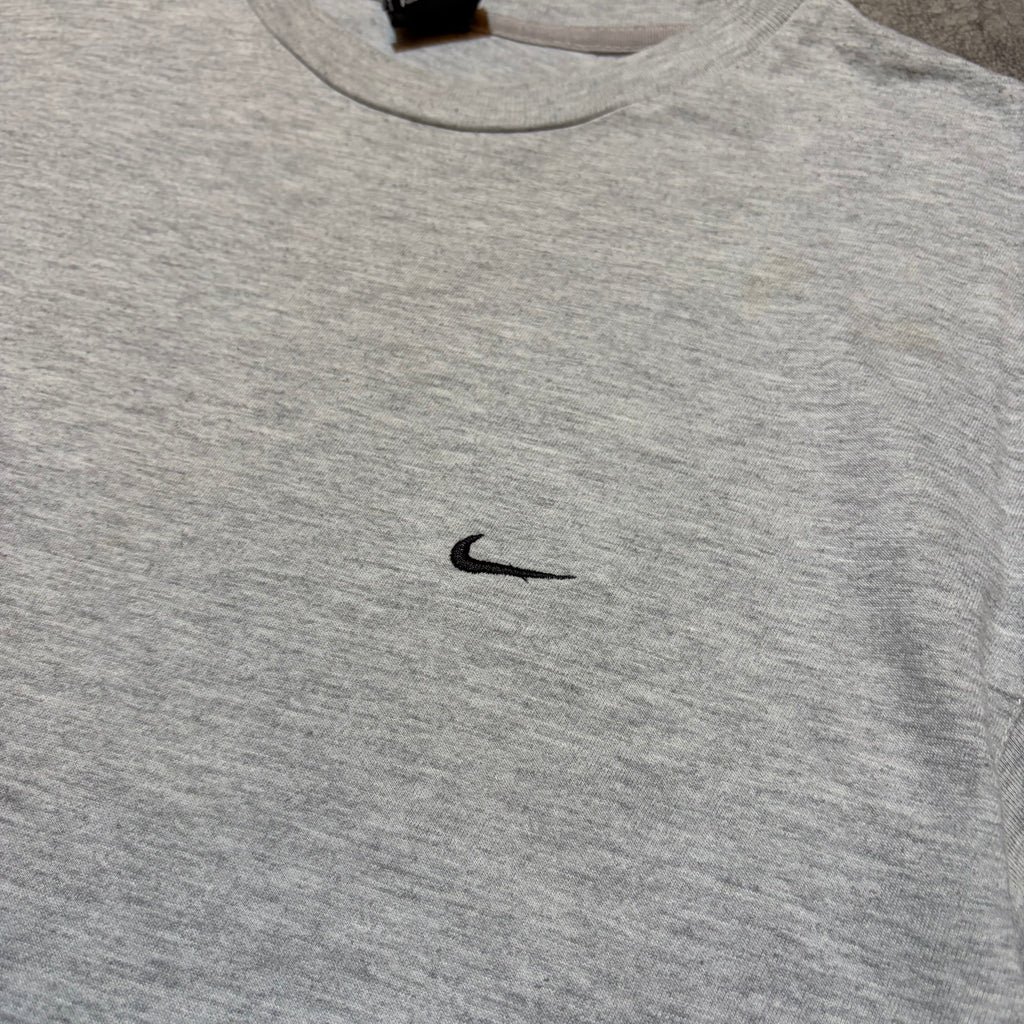 Vintage 90’s Nike Swoosh Basic Tee