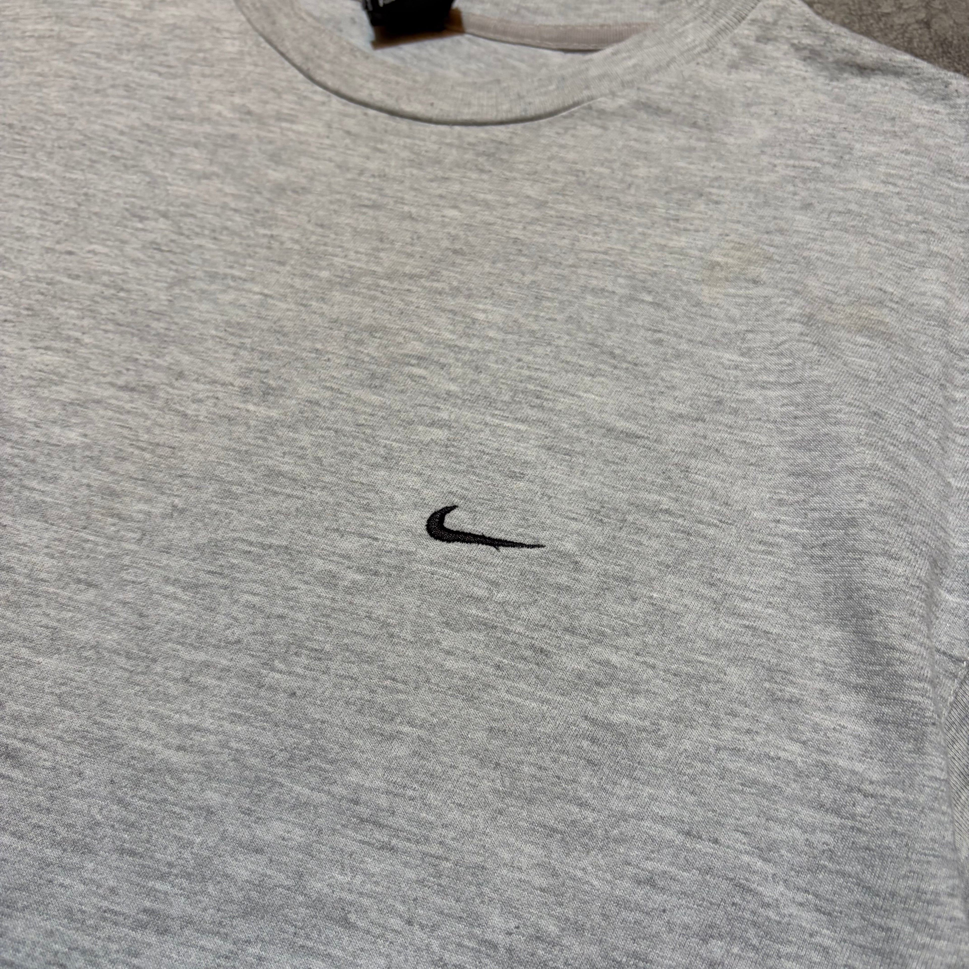 Vintage 90’s Nike Swoosh Basic Tee