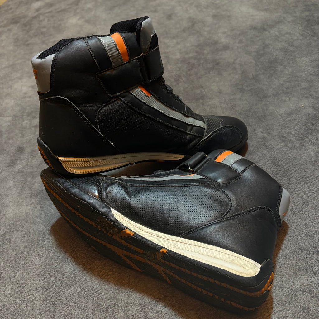 Fila Motor Sport High Neck Y2K Flat Shoe
