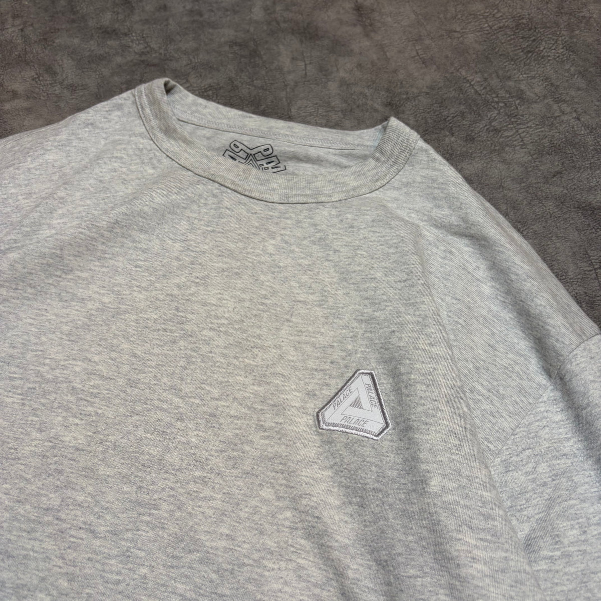 Palace Skating Sofar Long Sleeve Tee