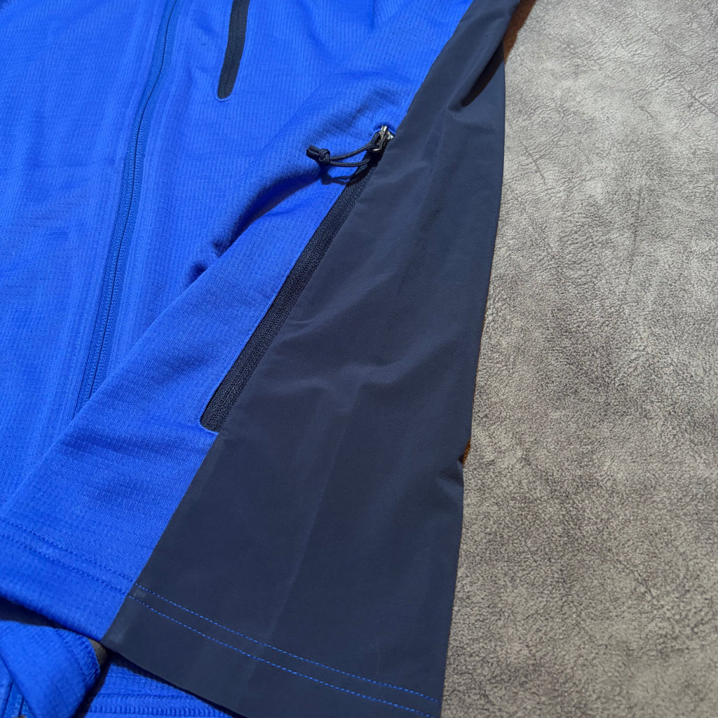 The North Face Lightweight Flux Power Jacket