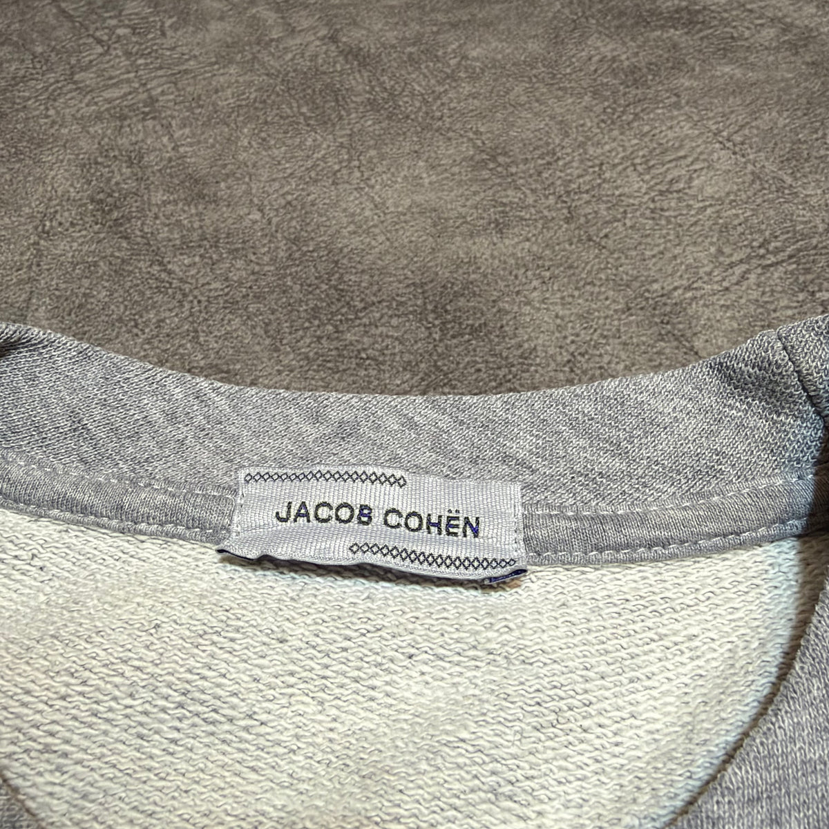 Jacob Cöhen SpellOut Crewneck