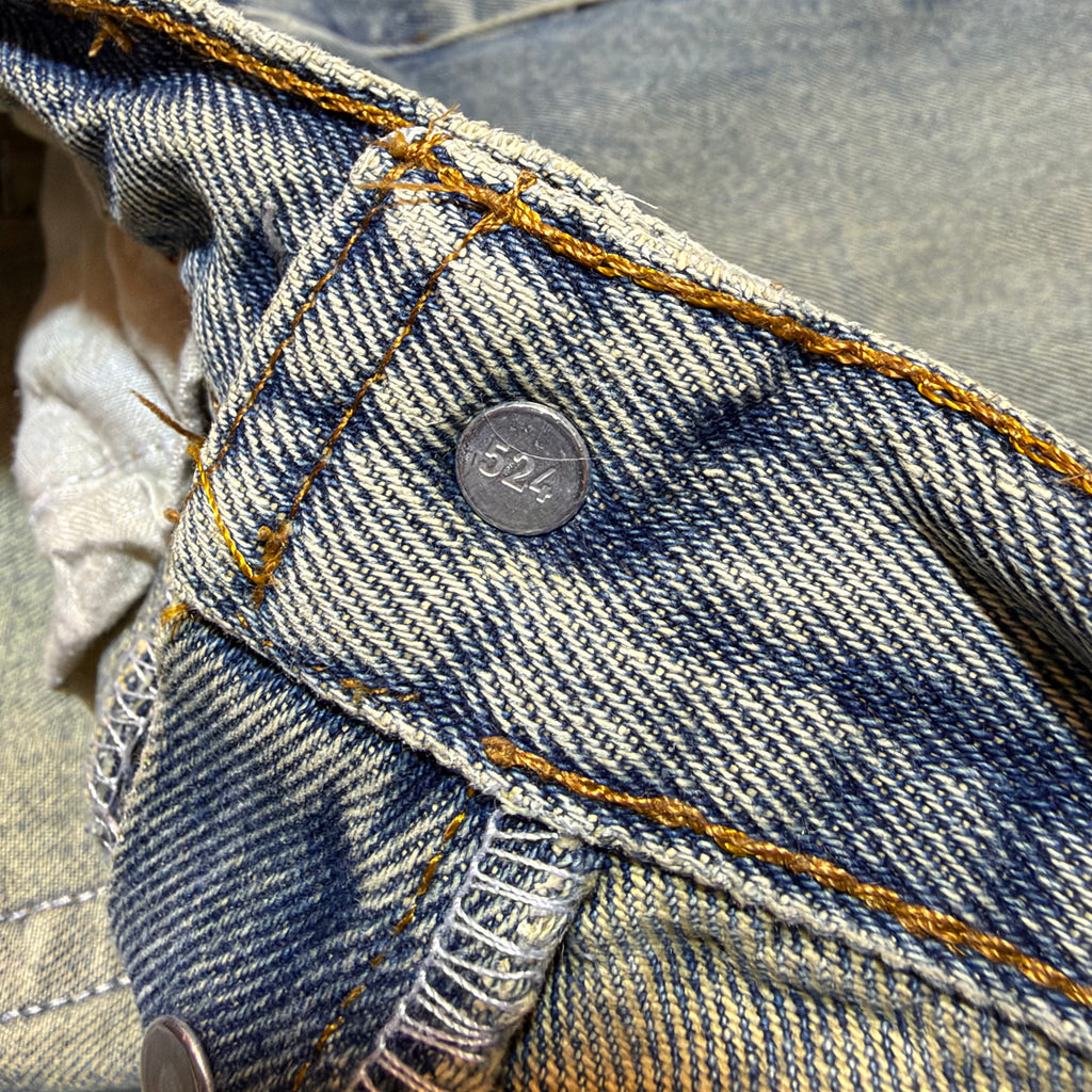 Vintage 90s Levis 501 Distressed Jeans